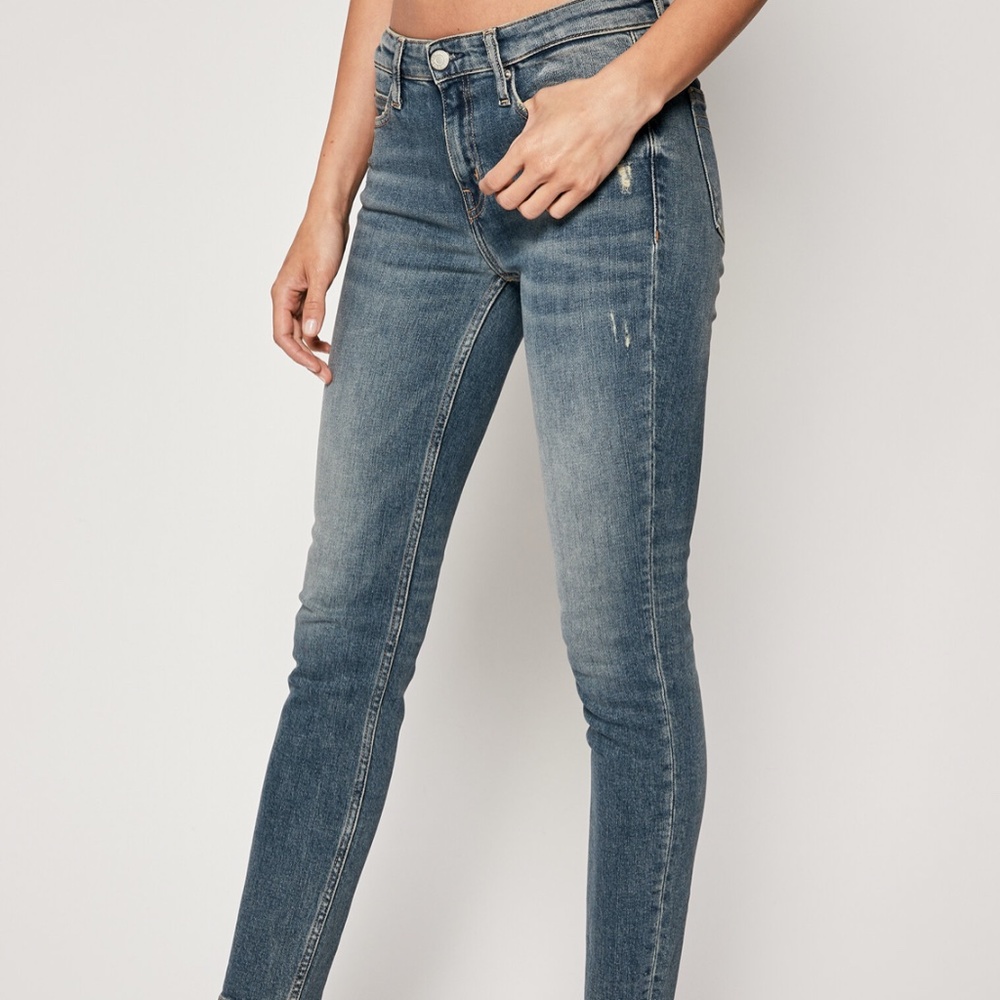 Calvin Klein Mid Waist Skinny Fit Jeans